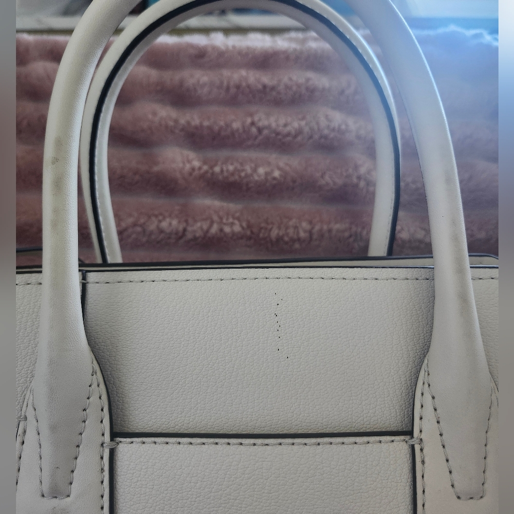 Michael Kors Cream Avril Leather Satchel Bag - Picture 8 of 9